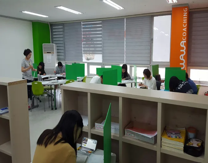 상암고 인근 와와학습코칭센터 1:1 학습코칭 공간